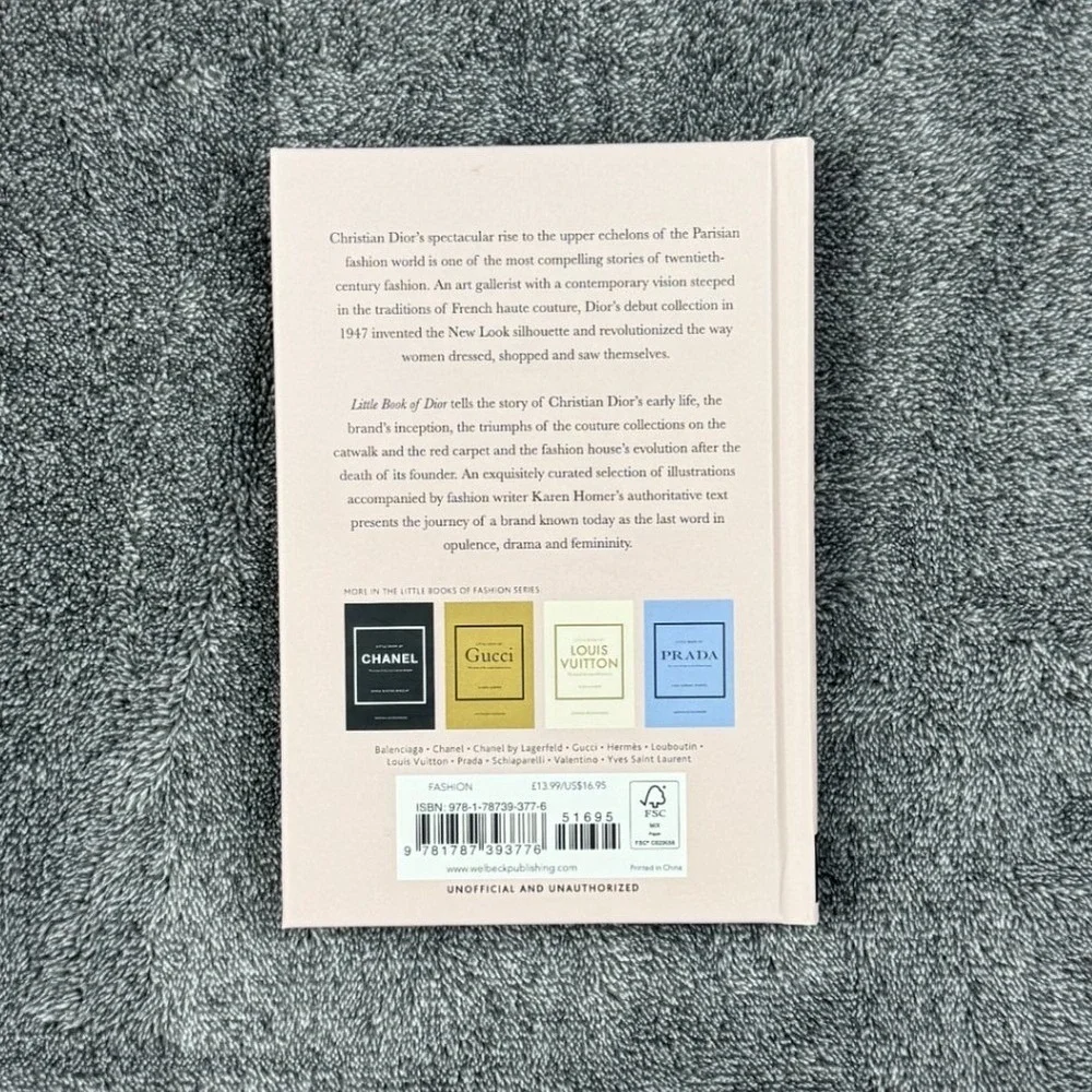 Little‎ Book of Dior Hardcover Fashion History Karen Homer Welbeck 9781787393776